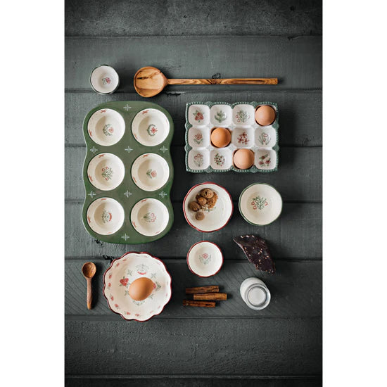 Muffin Pan Camellia