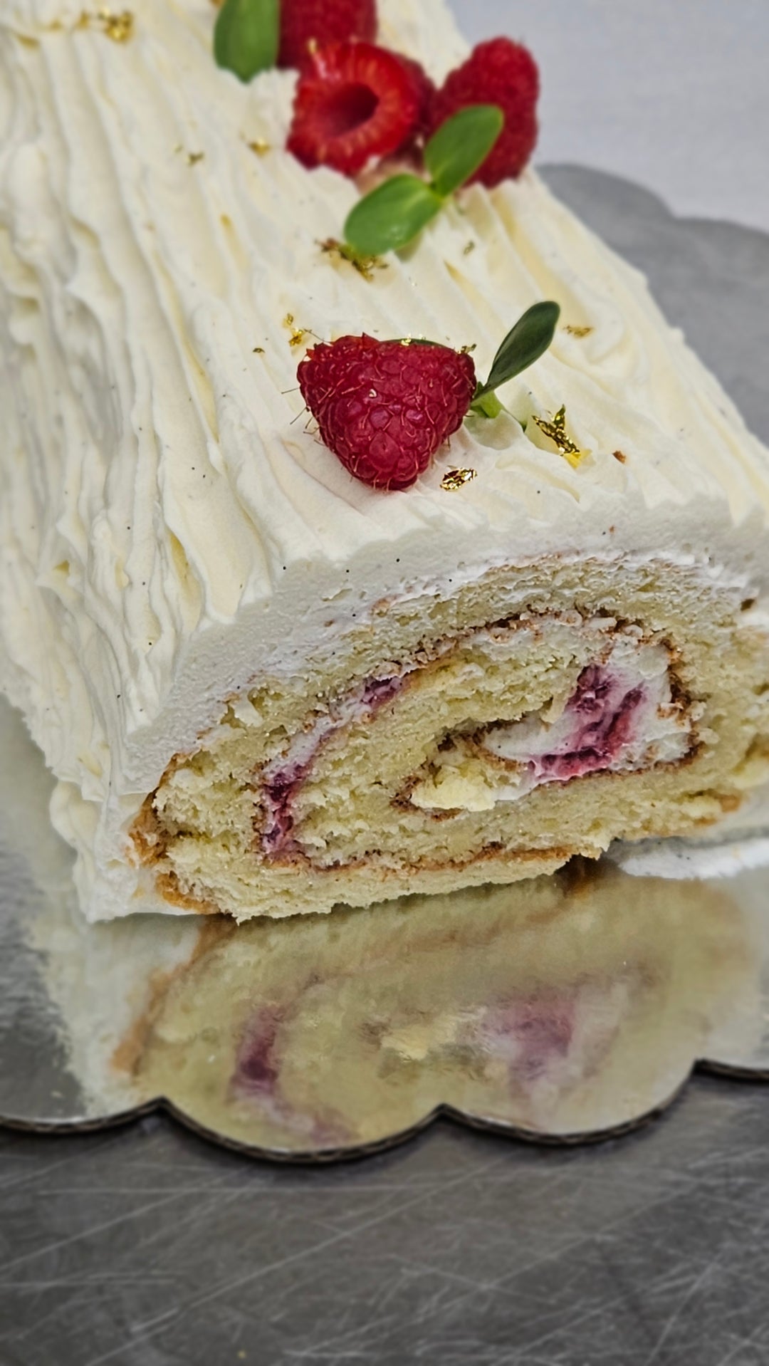 French Holiday Baking:  The Art of Bûche de Noël (Yule Log)