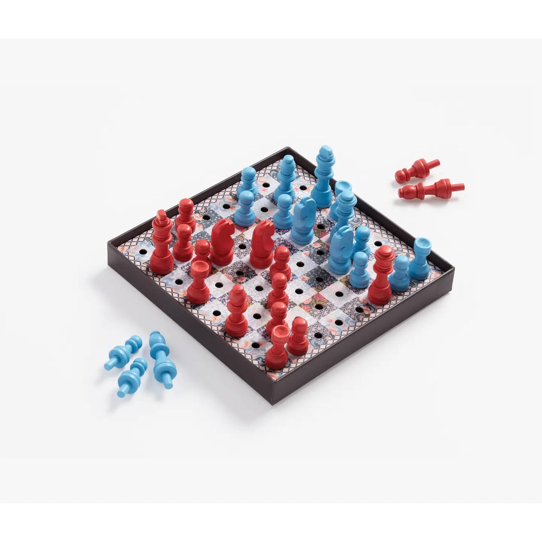 Liberty Anita Peggable Chess Set