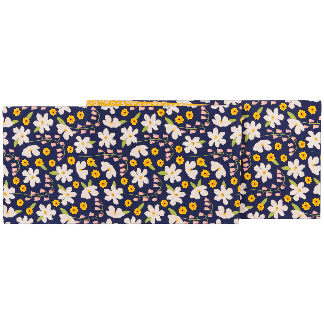 Full Bloom Table Runner