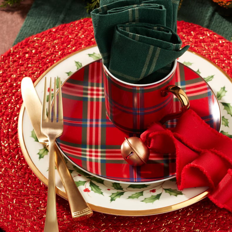 Holiday Red Tartan Accent Plate