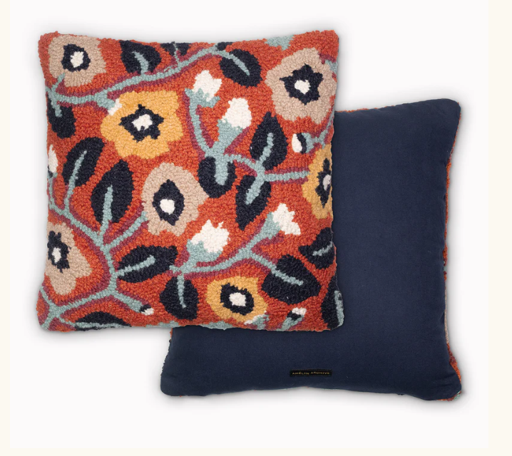 Bloomsbury Pillow, 18"