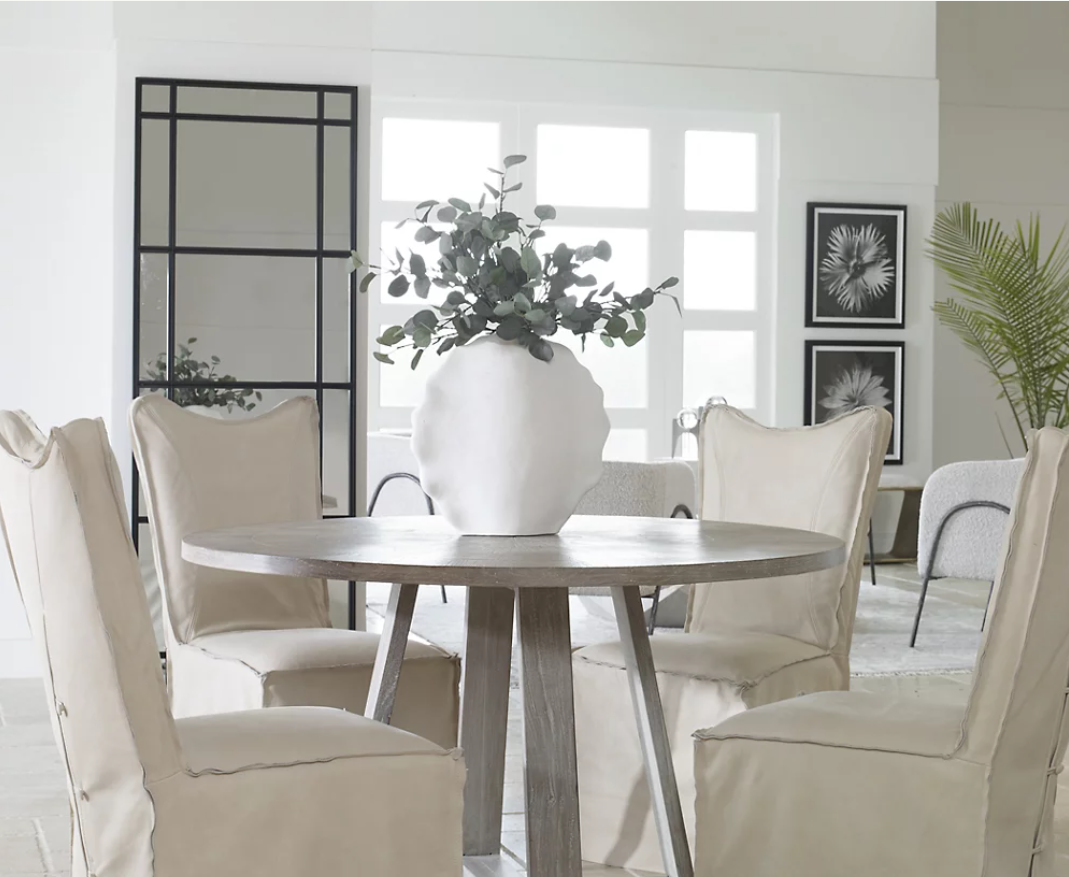 Gidran Dining Table