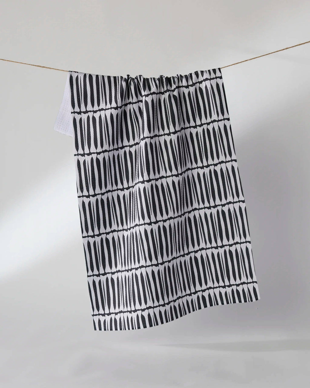Rattler Tea Towel: Black