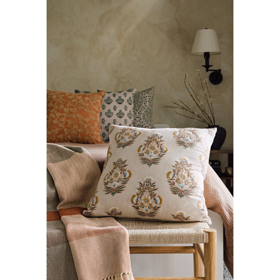 Tansy Pillow, 20" x 20"