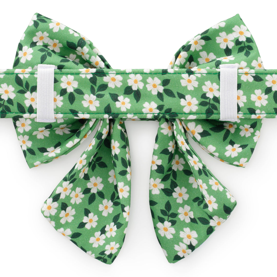 Dainty Daisies Lady Dog Bow: Small