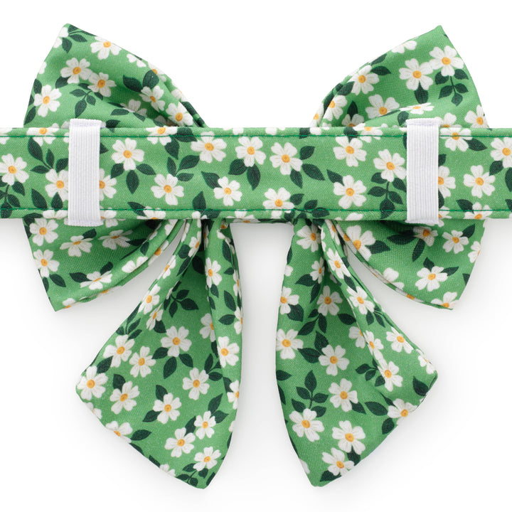 Dainty Daisies Lady Dog Bow: Small