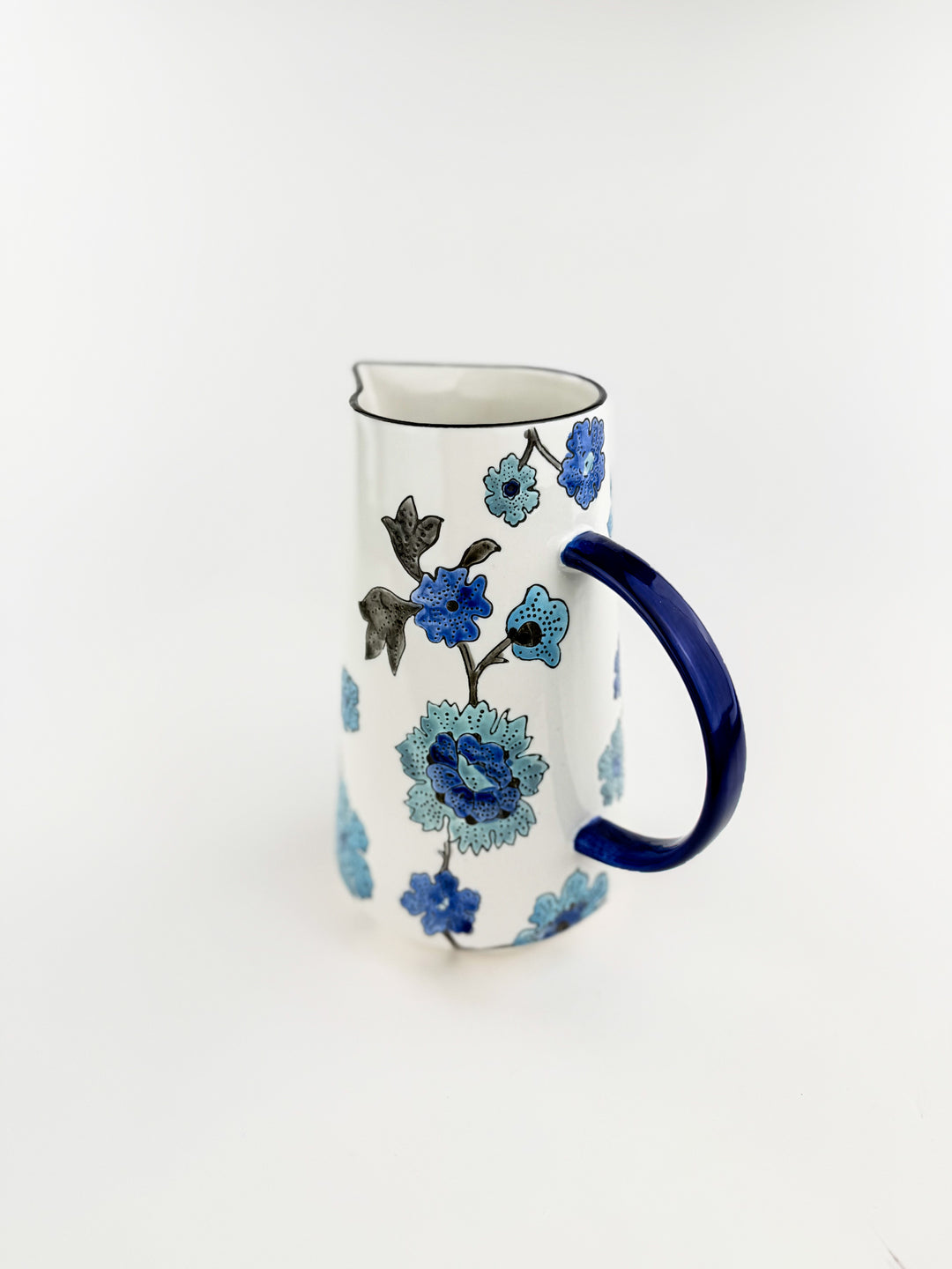Periwinkle Vine Pattern Pitcher