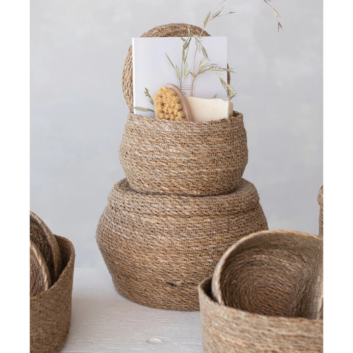 Natural Hand-Woven Seagrass Basket with Lid