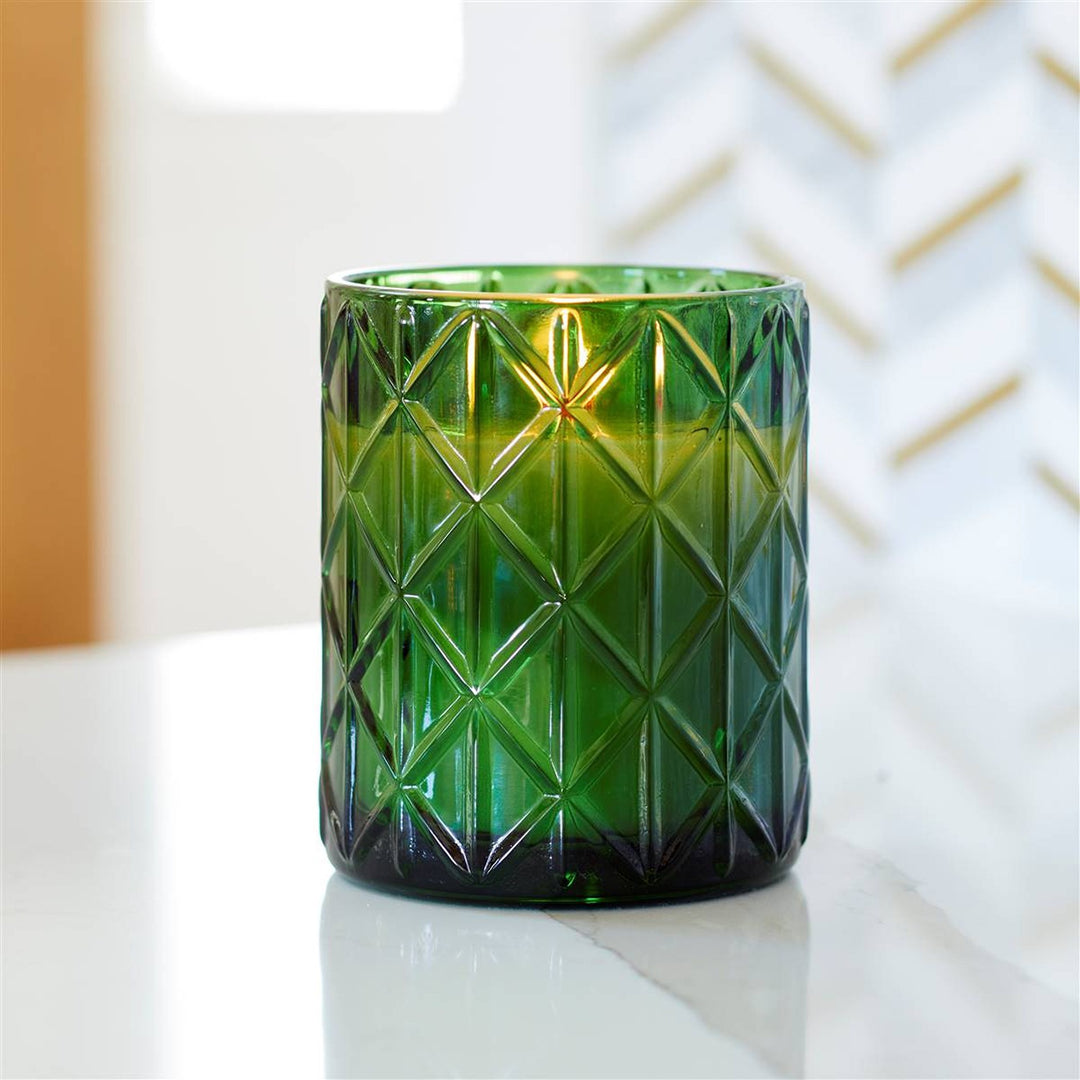 Cedar & Pine Candle 15oz Ctn.6